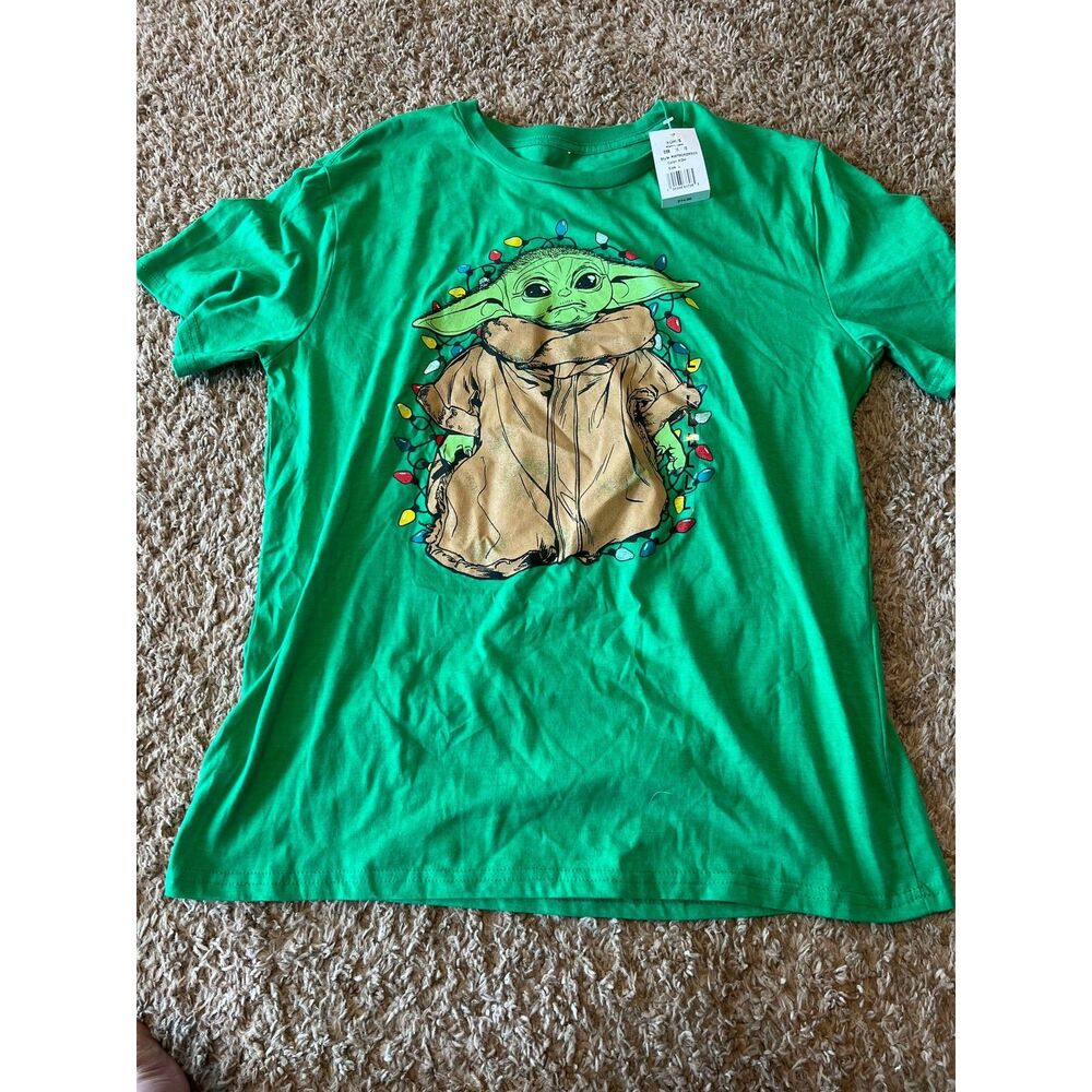 Men's Large Christmas T-Shirt - New Holiday Festive Tee